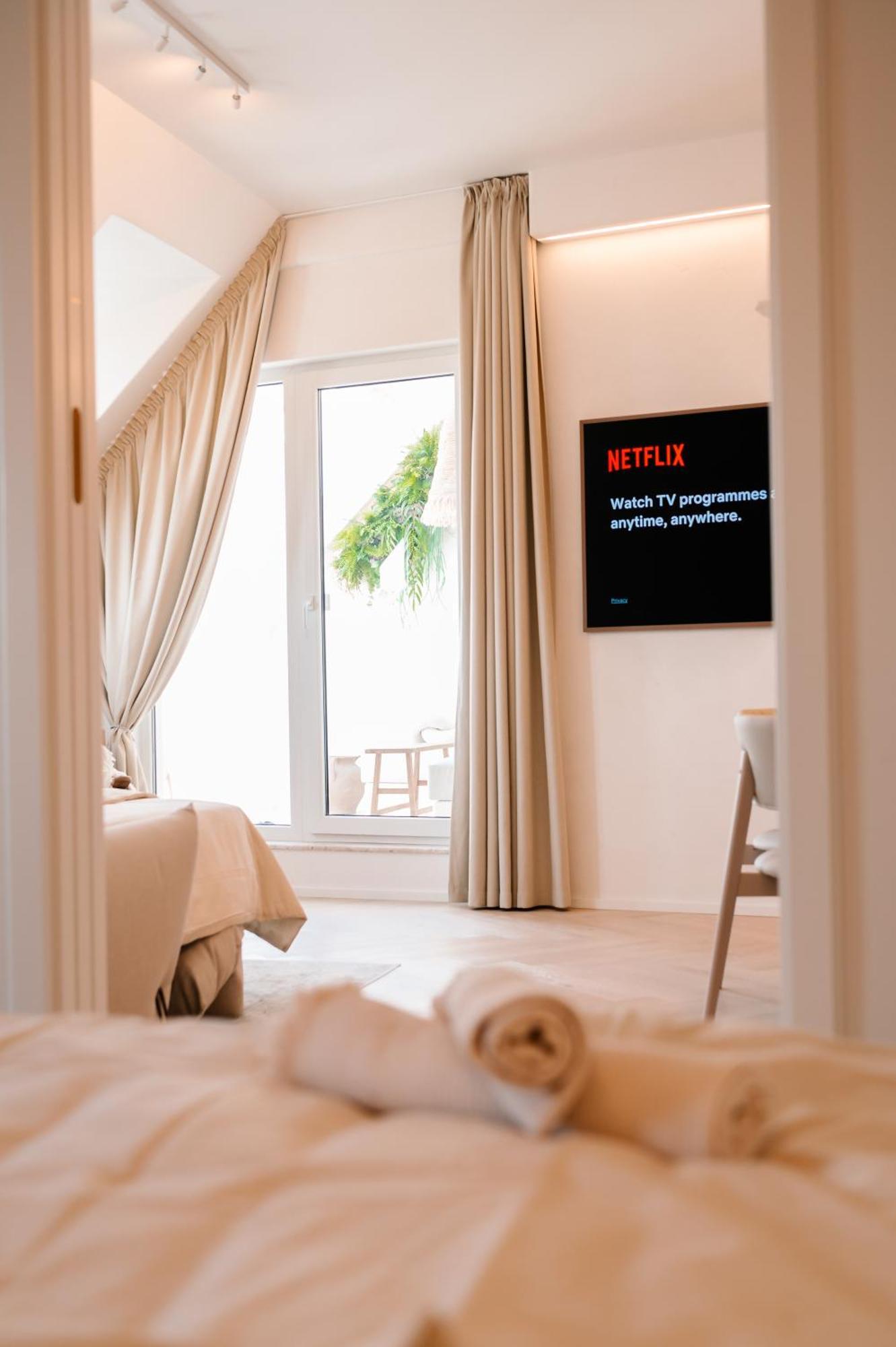 New Design Top-Class Suite Next To The Castle-Free Parking-Terrace Pressburg Exterior foto