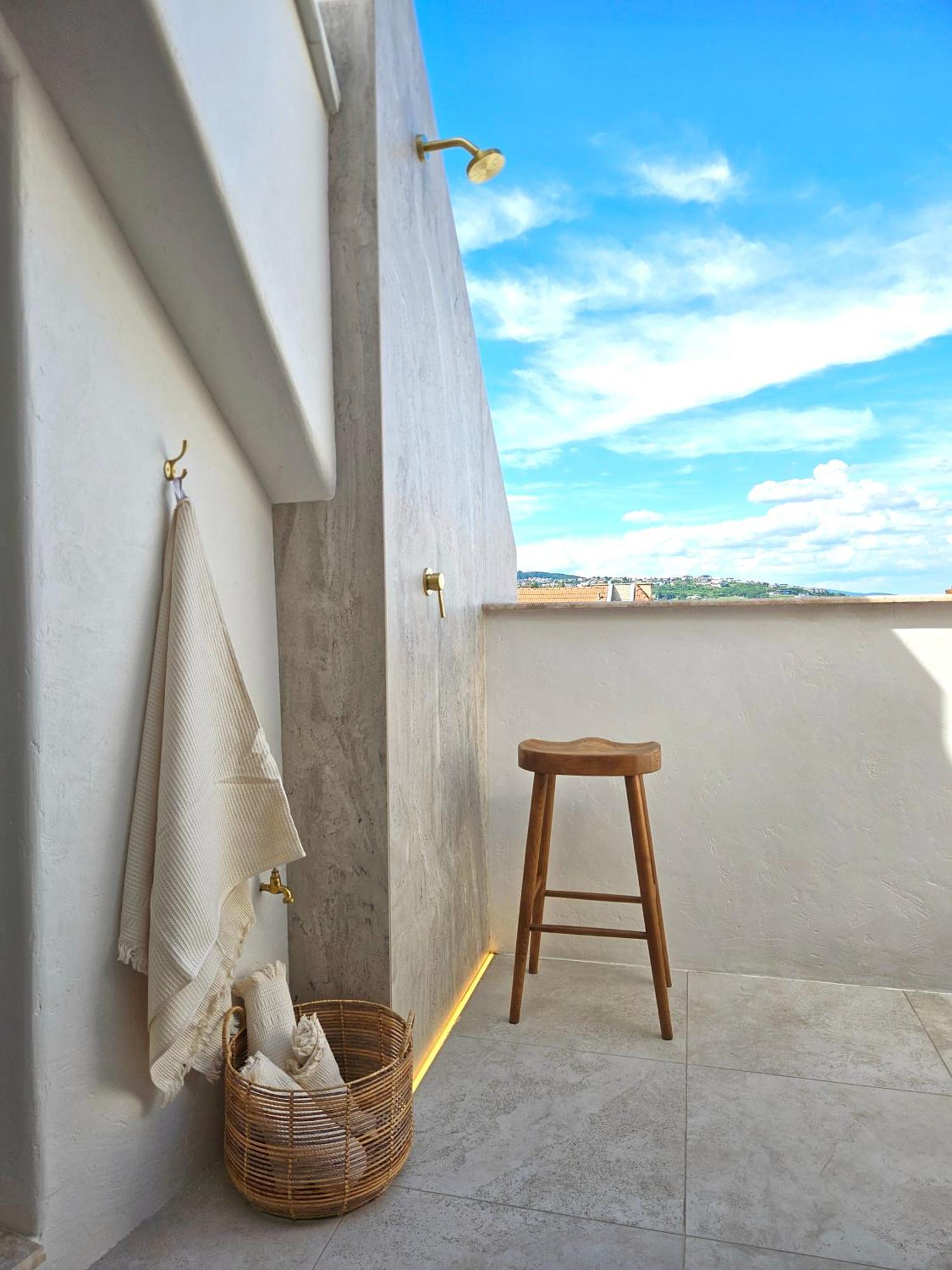 New Design Top-Class Suite Next To The Castle-Free Parking-Terrace Pressburg Exterior foto